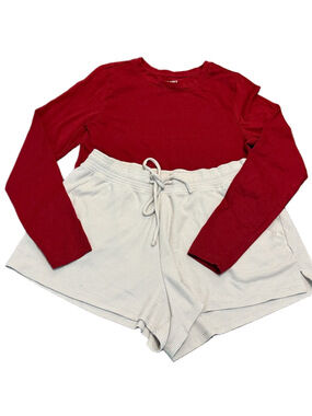 **Bundle**Gilly Hicks Light Gray Athletic Shorts Old Navy Tee Size M